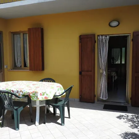 Comfortable Cottage In Castelletto Sopra Ticino Near River * Castelletto sopra Ticino