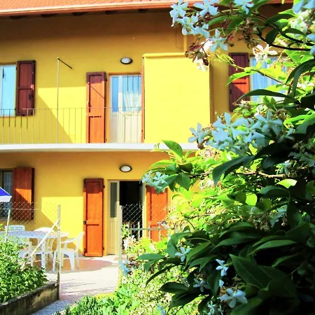 Comfortable Cottage In Castelletto Sopra Ticino Near River Holiday home